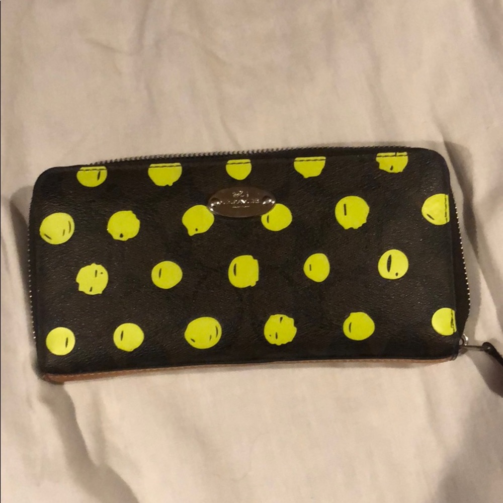 Barely used coach wallet